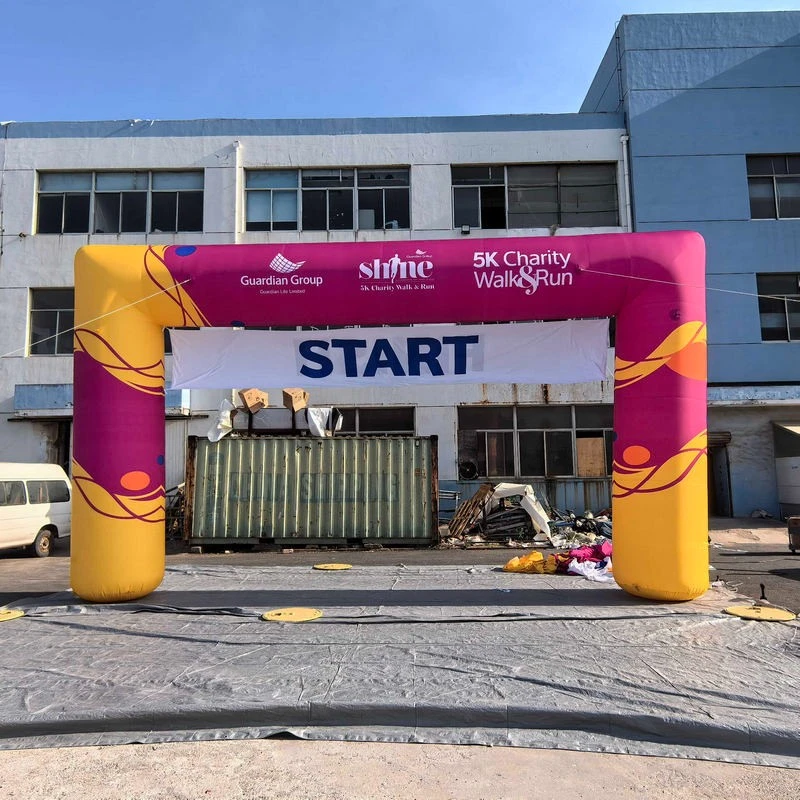 Pripučiami maratono starto ir finišo vartai